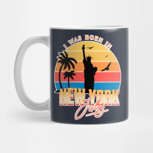 July was born in new york retro Mug